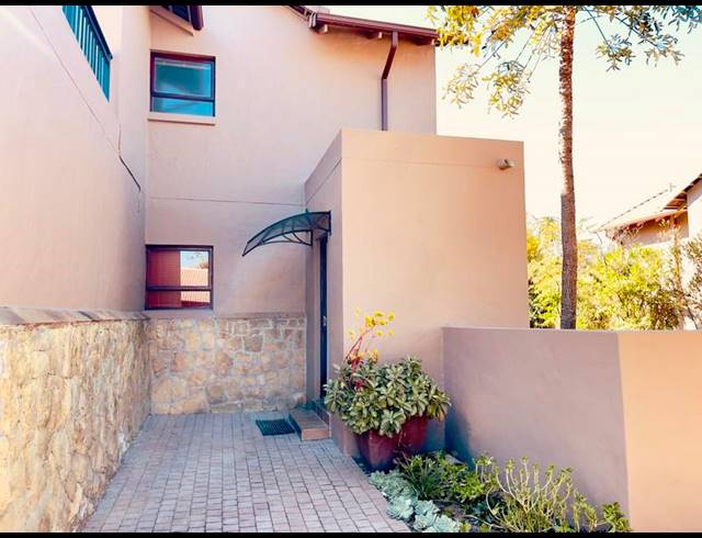 3 BEDROOM HOUSE FOR SALE IN CRAIGAVON